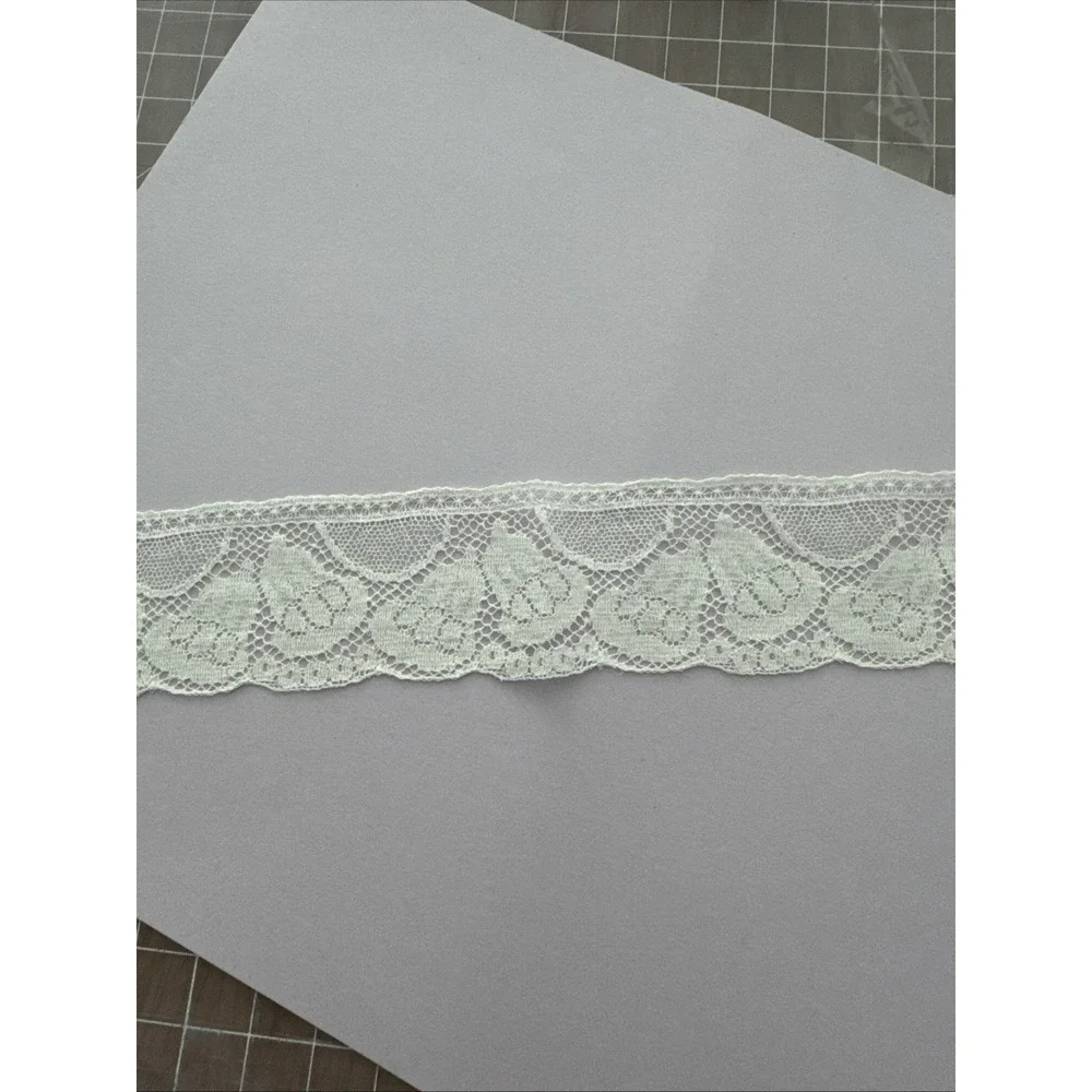 Flat Lace Ivory  1  1/2